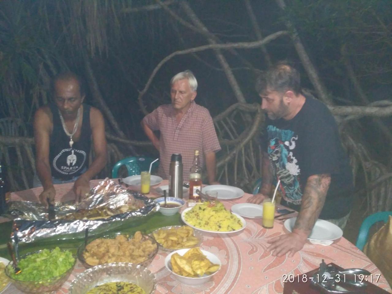 Ravana - Beach Cabanas Hikkaduwa Dış mekan fotoğraf